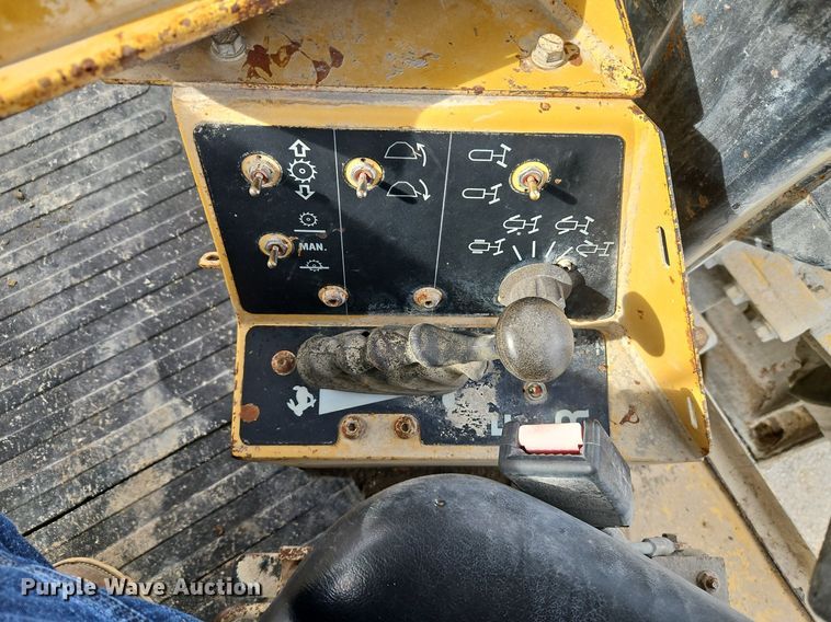 image for item DN7216 1995 Caterpillar  SM 350 soil stabilizer / reclaimer