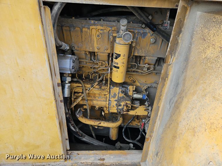 image for item DN7216 1995 Caterpillar  SM 350 soil stabilizer / reclaimer