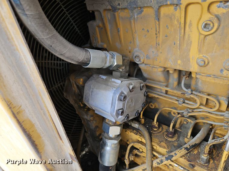 image for item DN7216 1995 Caterpillar  SM 350 soil stabilizer / reclaimer