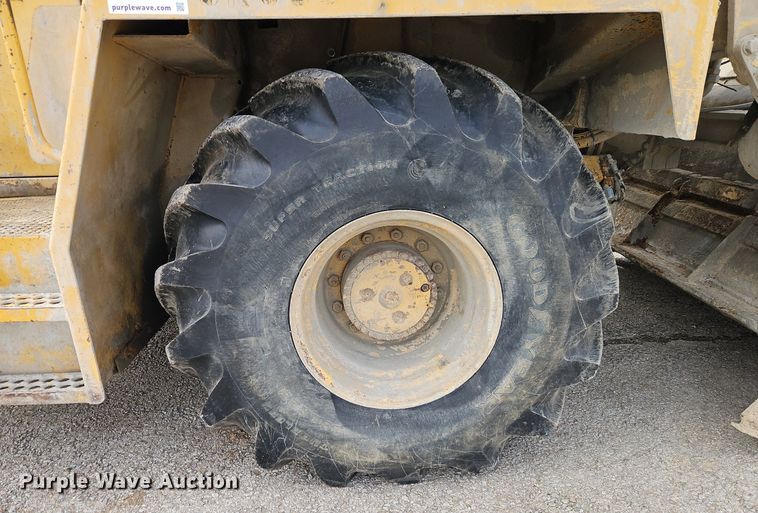 image for item DN7216 1995 Caterpillar  SM 350 soil stabilizer / reclaimer