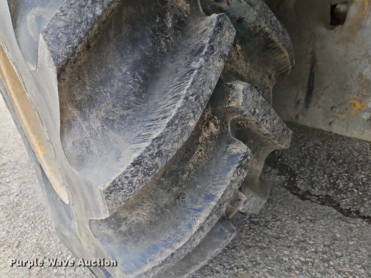 image for item DN7216 1995 Caterpillar  SM 350 soil stabilizer / reclaimer