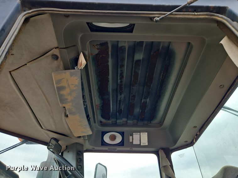 image for item DN7217 1998 Case IH 9370 4WD tractor