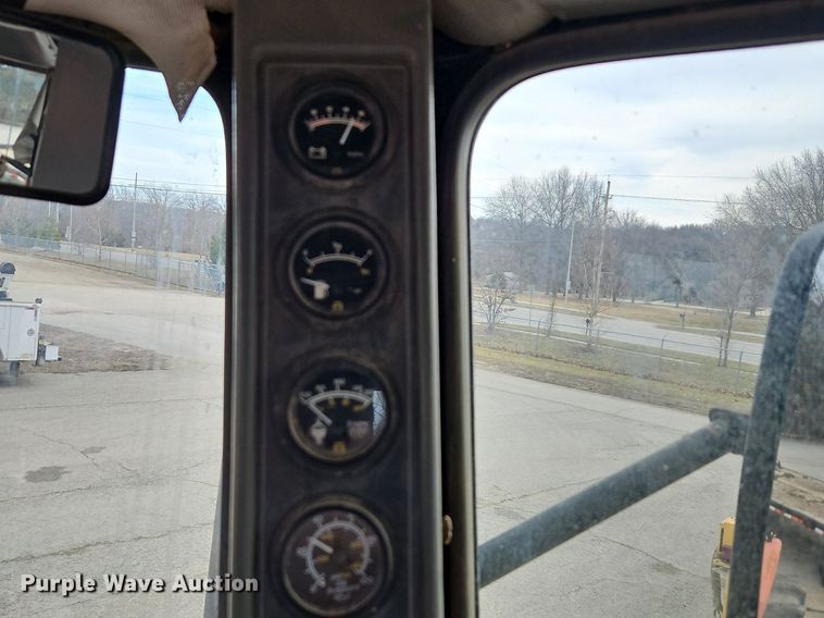 image for item DN7217 1998 Case IH 9370 4WD tractor