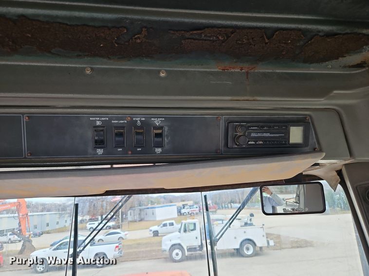 image for item DN7217 1998 Case IH 9370 4WD tractor