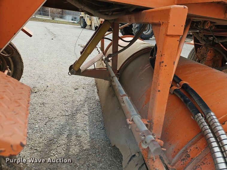 image for item DN7219 Broce CR350 broom