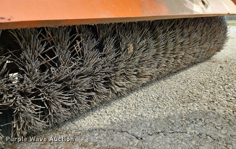 image for item DN7219 Broce CR350 broom