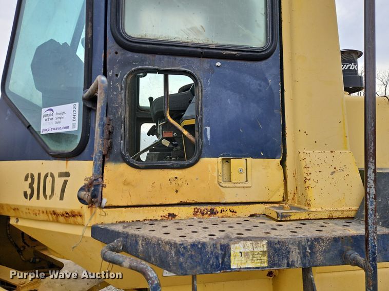 image for item DN7220 1994 Komatsu  WA250-1 wheel loader