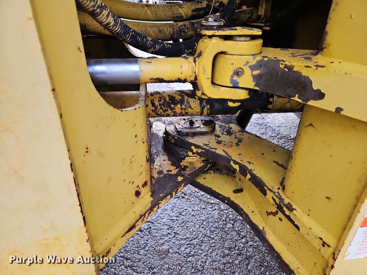 image for item DN7220 1994 Komatsu  WA250-1 wheel loader