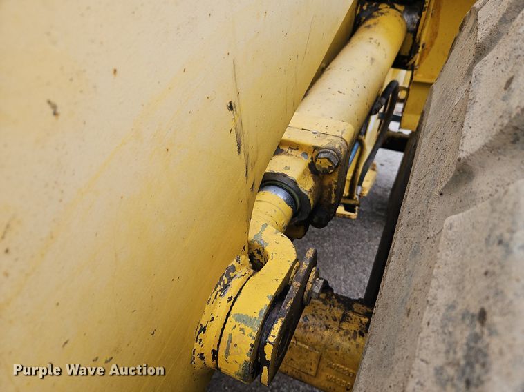 image for item DN7220 1994 Komatsu  WA250-1 wheel loader