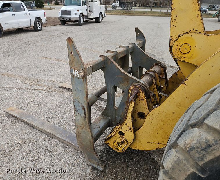 image for item DN7220 1994 Komatsu  WA250-1 wheel loader