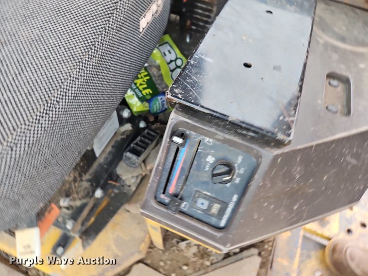 image for item DN7220 1994 Komatsu  WA250-1 wheel loader