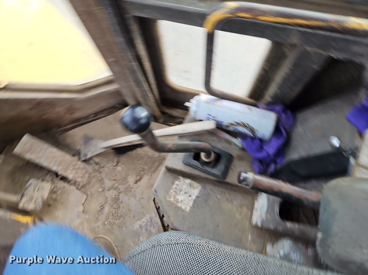 image for item DN7220 1994 Komatsu  WA250-1 wheel loader