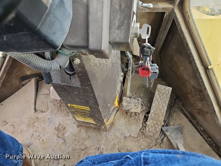 image for item DN7220 1994 Komatsu  WA250-1 wheel loader