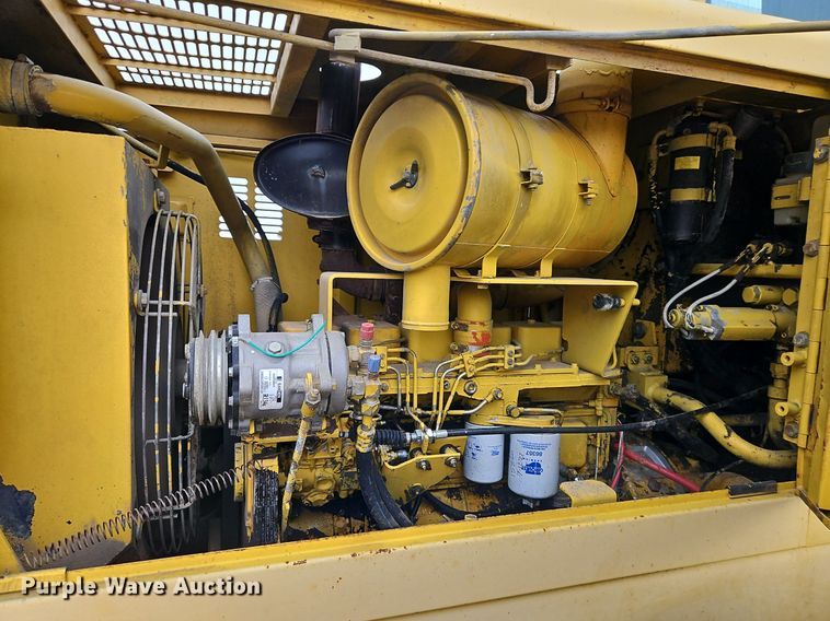 image for item DN7220 1994 Komatsu  WA250-1 wheel loader