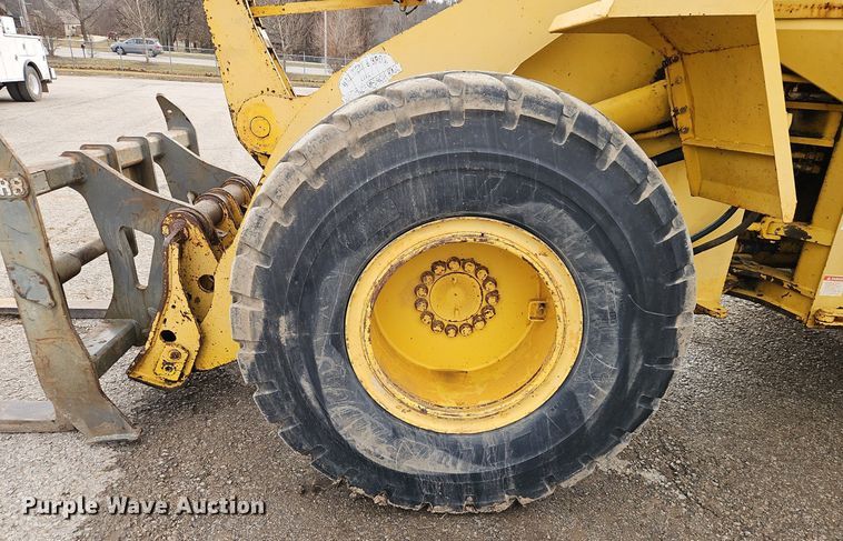 image for item DN7220 1994 Komatsu  WA250-1 wheel loader
