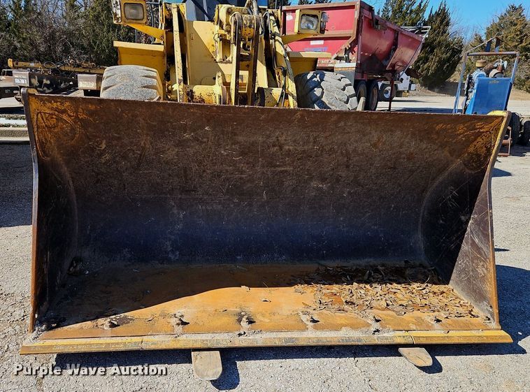 image for item DN7220 1994 Komatsu  WA250-1 wheel loader