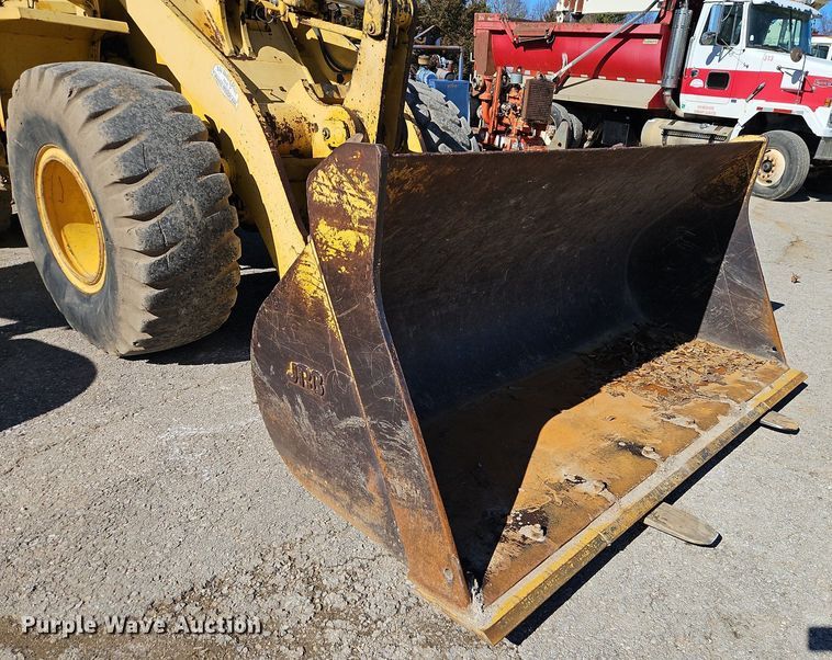 image for item DN7220 1994 Komatsu  WA250-1 wheel loader