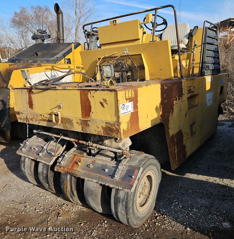 image for item DN7225 Bomag BW12R pneumatic roller