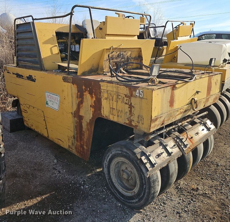 image for item DN7225 Bomag BW12R pneumatic roller