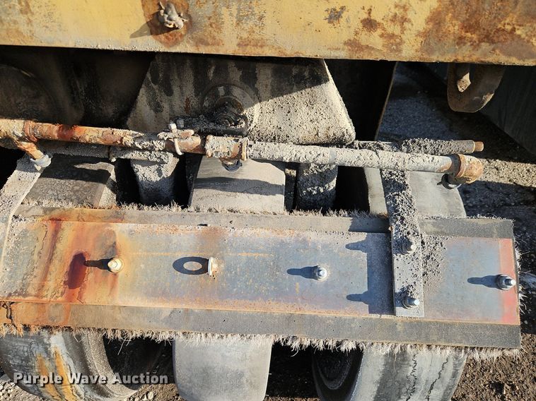 image for item DN7225 Bomag BW12R pneumatic roller