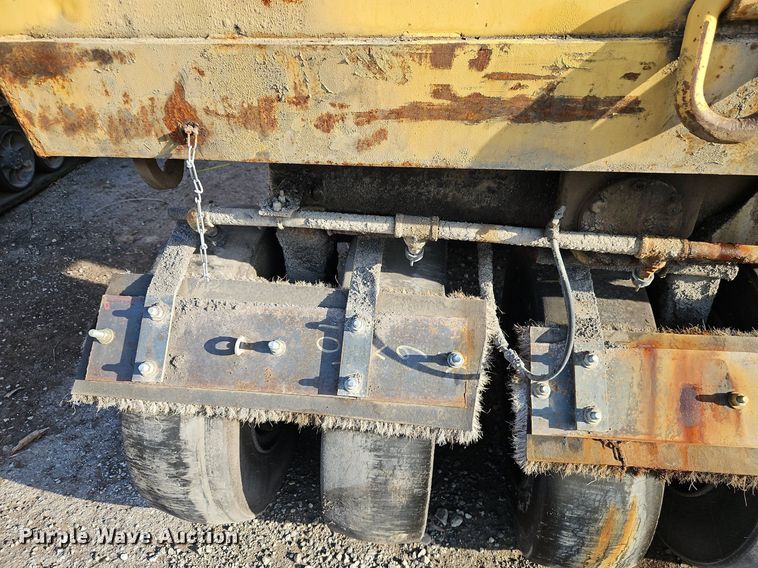 image for item DN7225 Bomag BW12R pneumatic roller