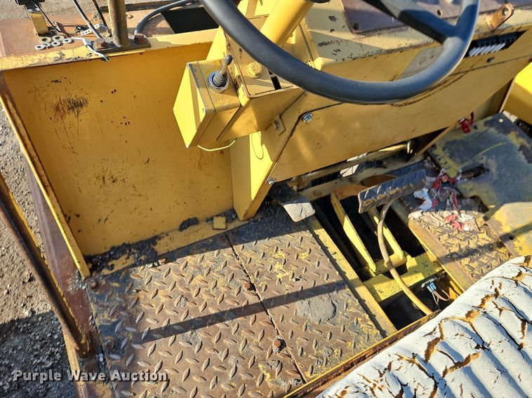 image for item DN7225 Bomag BW12R pneumatic roller