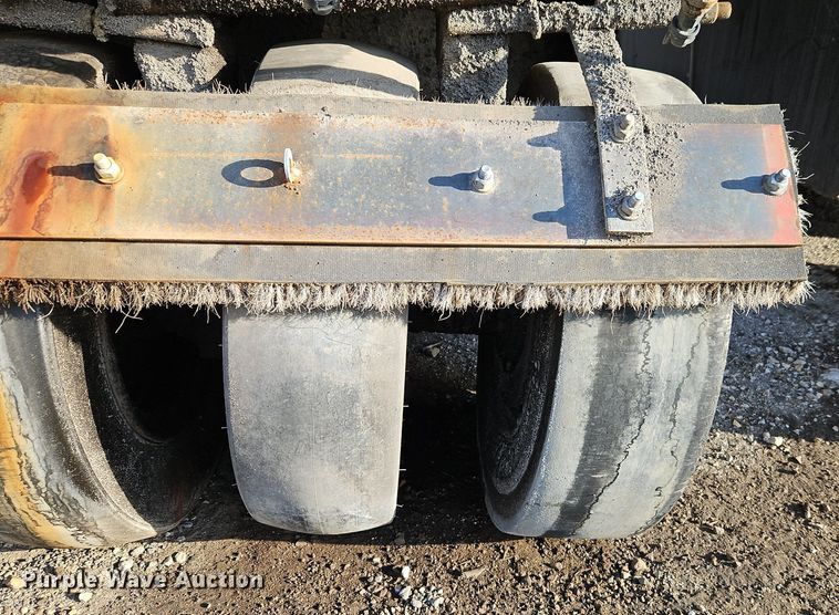 image for item DN7225 Bomag BW12R pneumatic roller