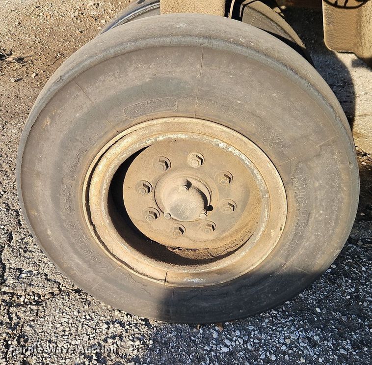 image for item DN7227 1988 Bomag BW12R pneumatic roller