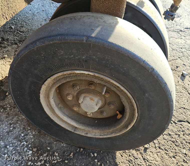 image for item DN7227 1988 Bomag BW12R pneumatic roller