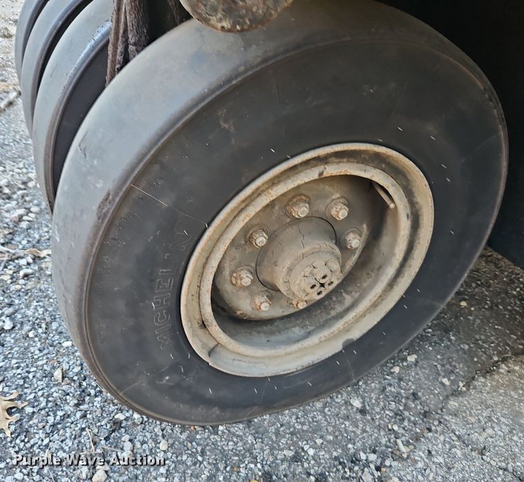 image for item DN7227 1988 Bomag BW12R pneumatic roller