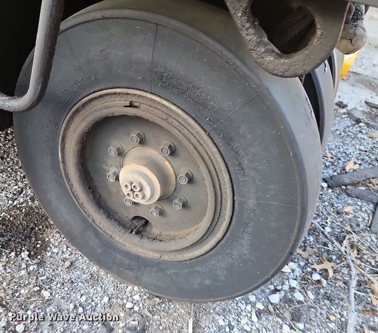 image for item DN7227 1988 Bomag BW12R pneumatic roller