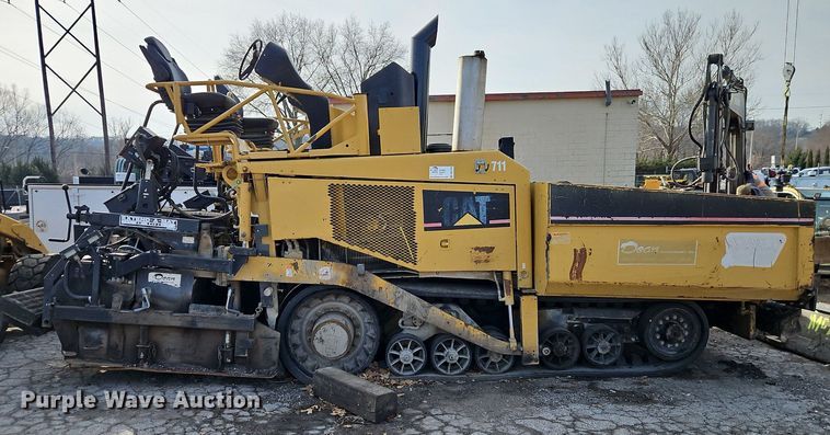 image for item DN7228 Caterpillar  AP-655C paver