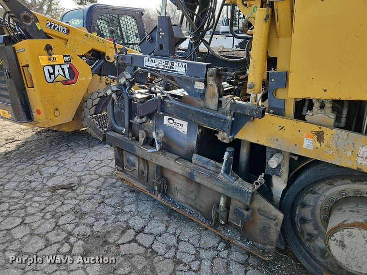 image for item DN7228 Caterpillar  AP-655C paver