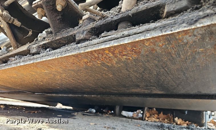 image for item DN7228 Caterpillar  AP-655C paver