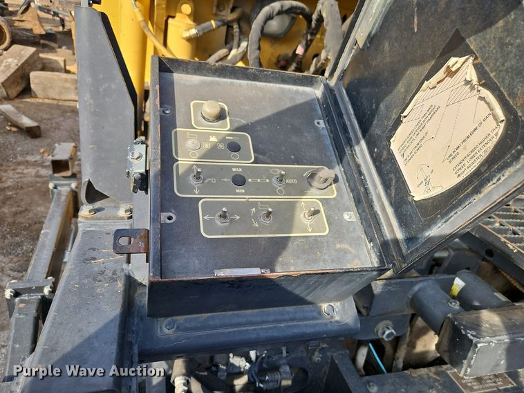 image for item DN7228 Caterpillar  AP-655C paver