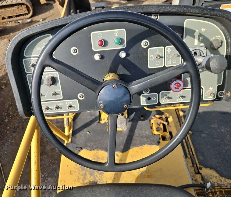 image for item DN7228 Caterpillar  AP-655C paver