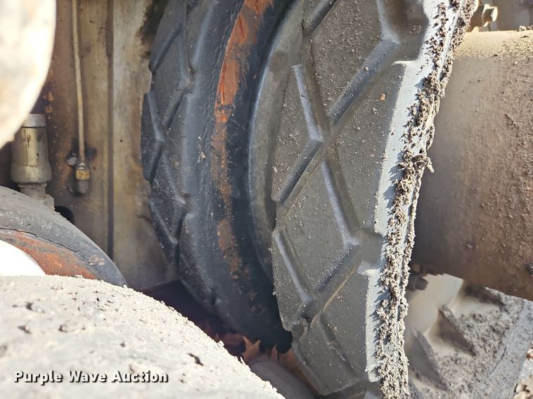 image for item DN7228 Caterpillar  AP-655C paver