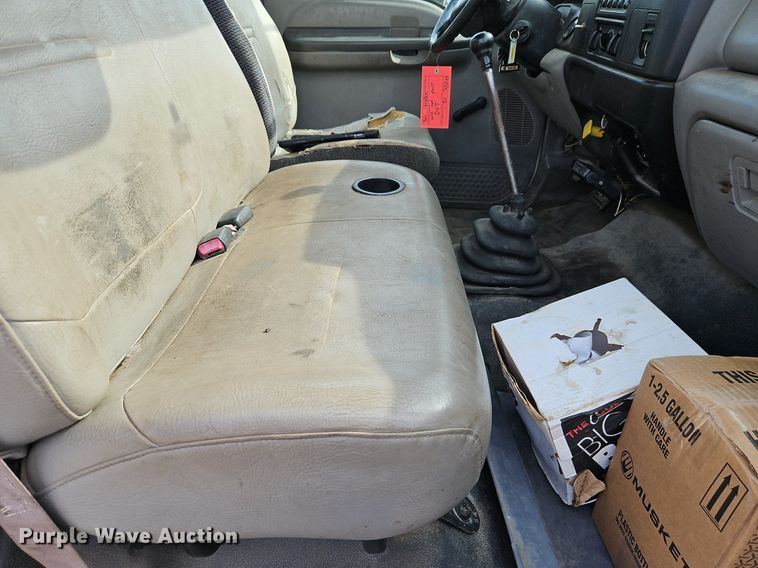 image for item DN7229 2000 Ford F650 Super Duty XL truck cab and chassis