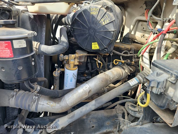 image for item DN7229 2000 Ford F650 Super Duty XL truck cab and chassis