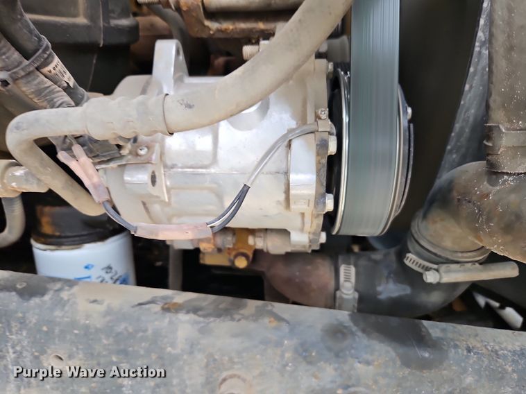 image for item DN7229 2000 Ford F650 Super Duty XL truck cab and chassis