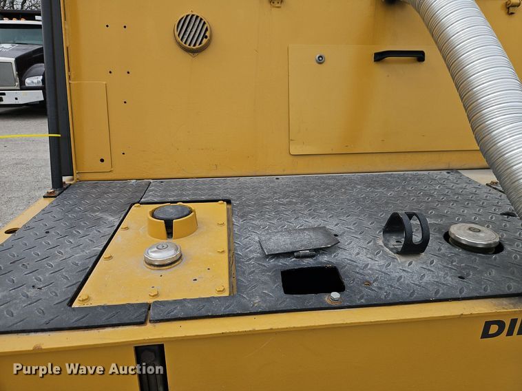 image for item DN7230 Bomag BW12R pneumatic roller