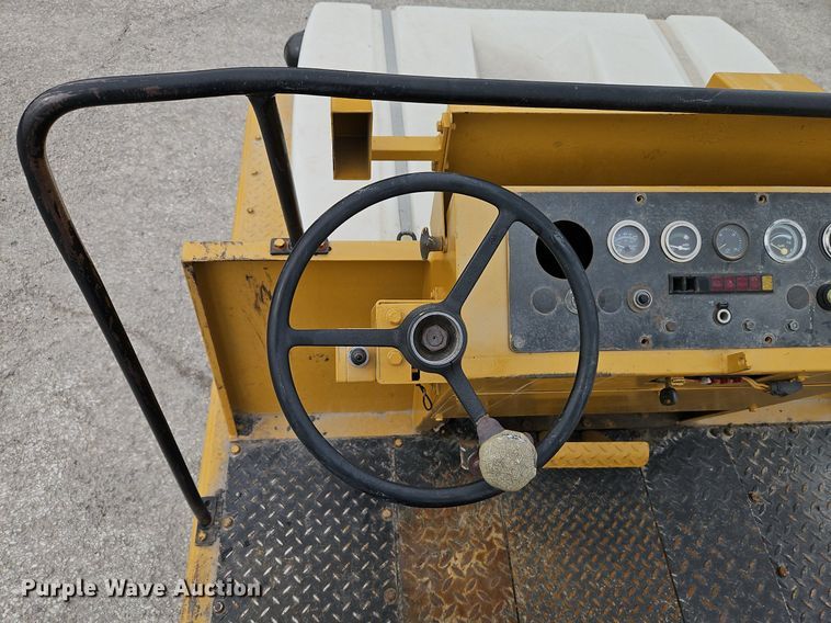 image for item DN7230 Bomag BW12R pneumatic roller