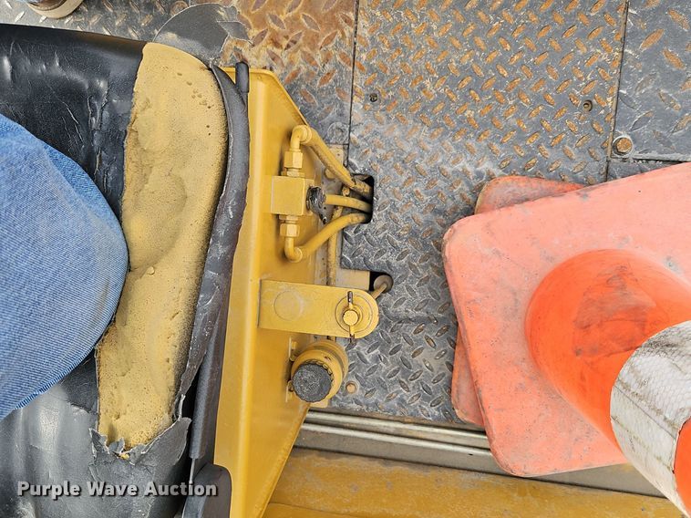 image for item DN7230 Bomag BW12R pneumatic roller