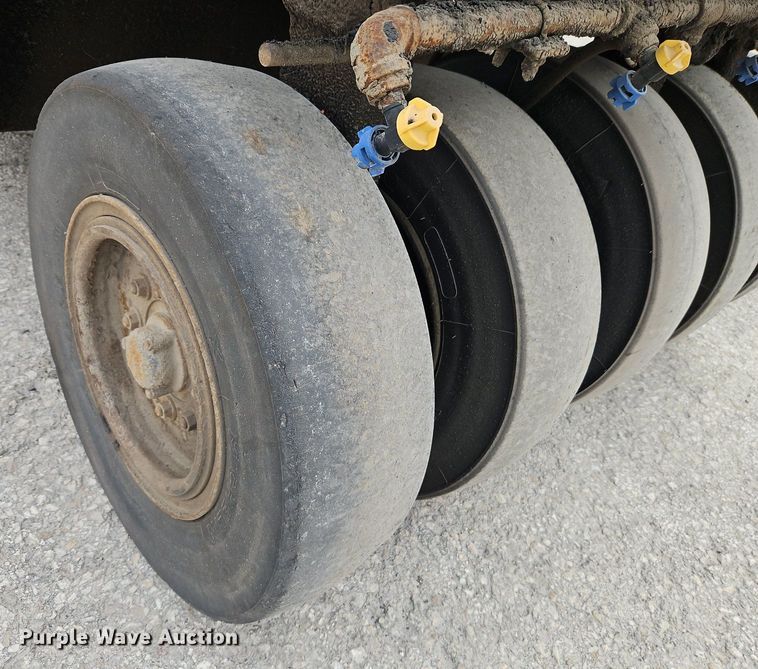 image for item DN7230 Bomag BW12R pneumatic roller