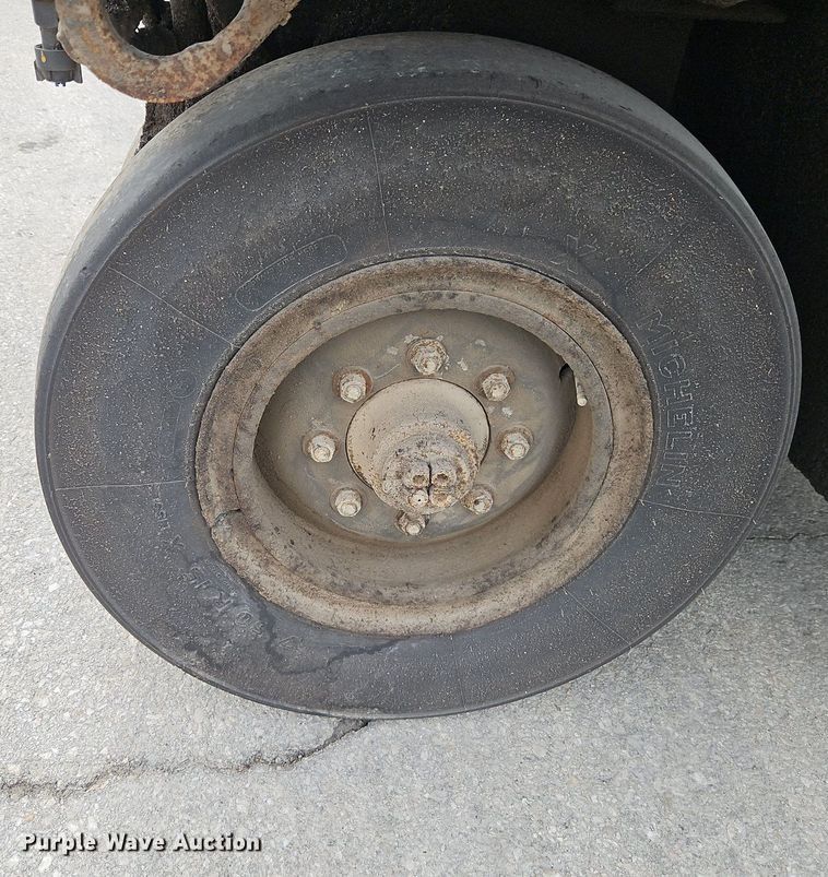 image for item DN7230 Bomag BW12R pneumatic roller