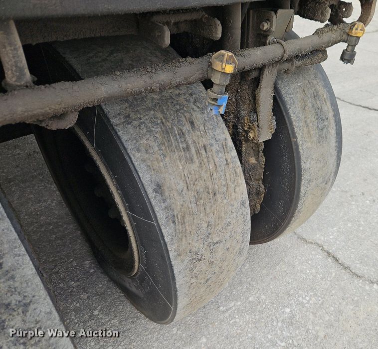 image for item DN7230 Bomag BW12R pneumatic roller