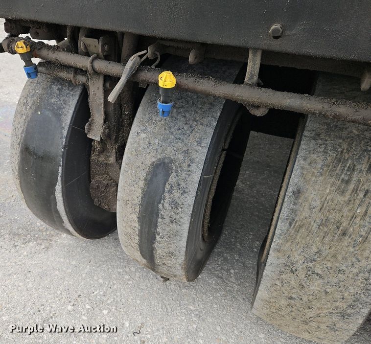 image for item DN7230 Bomag BW12R pneumatic roller