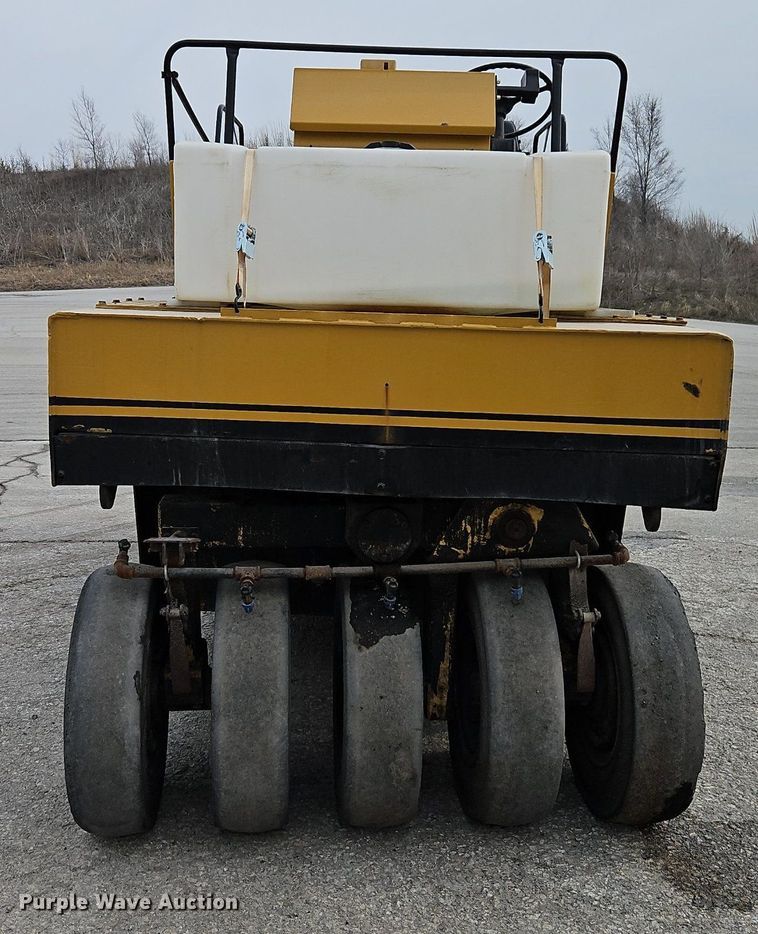 image for item DN7231 1989 Bomag BW12R pneumatic roller