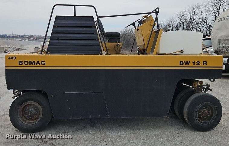 image for item DN7231 1989 Bomag BW12R pneumatic roller