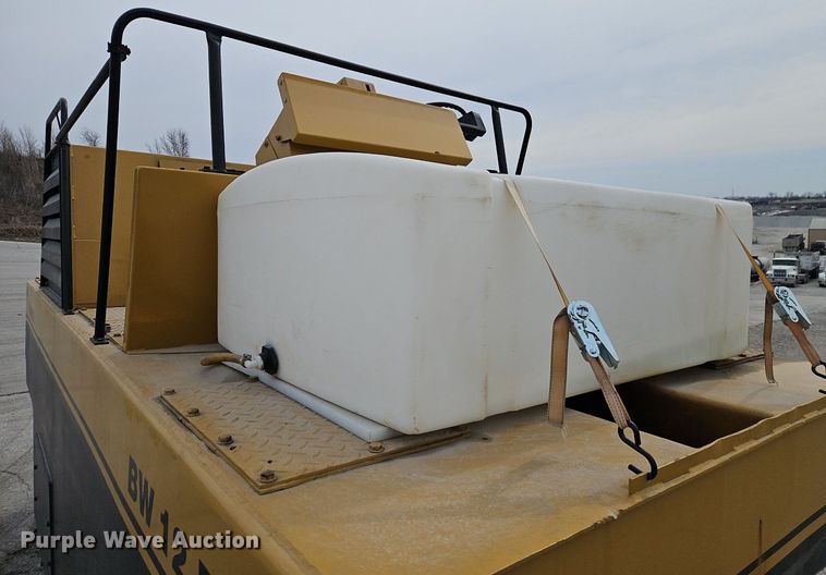 image for item DN7231 1989 Bomag BW12R pneumatic roller